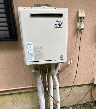給湯器交換工事 施工前1